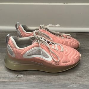 Nike Womens Air Max 720 Running Shoes Pink Bleached Coral White 7.5